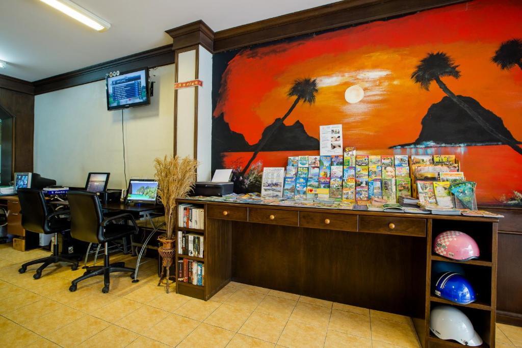 Baan Veerakit Hotel Patong المظهر الخارجي الصورة