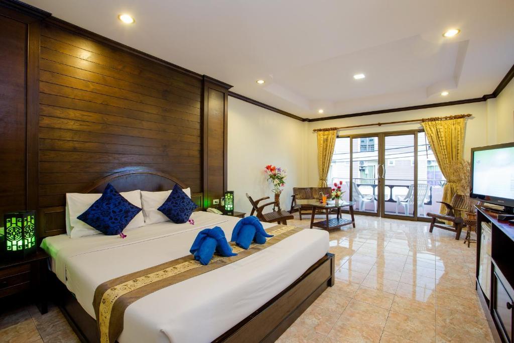 Baan Veerakit Hotel Patong الغرفة الصورة