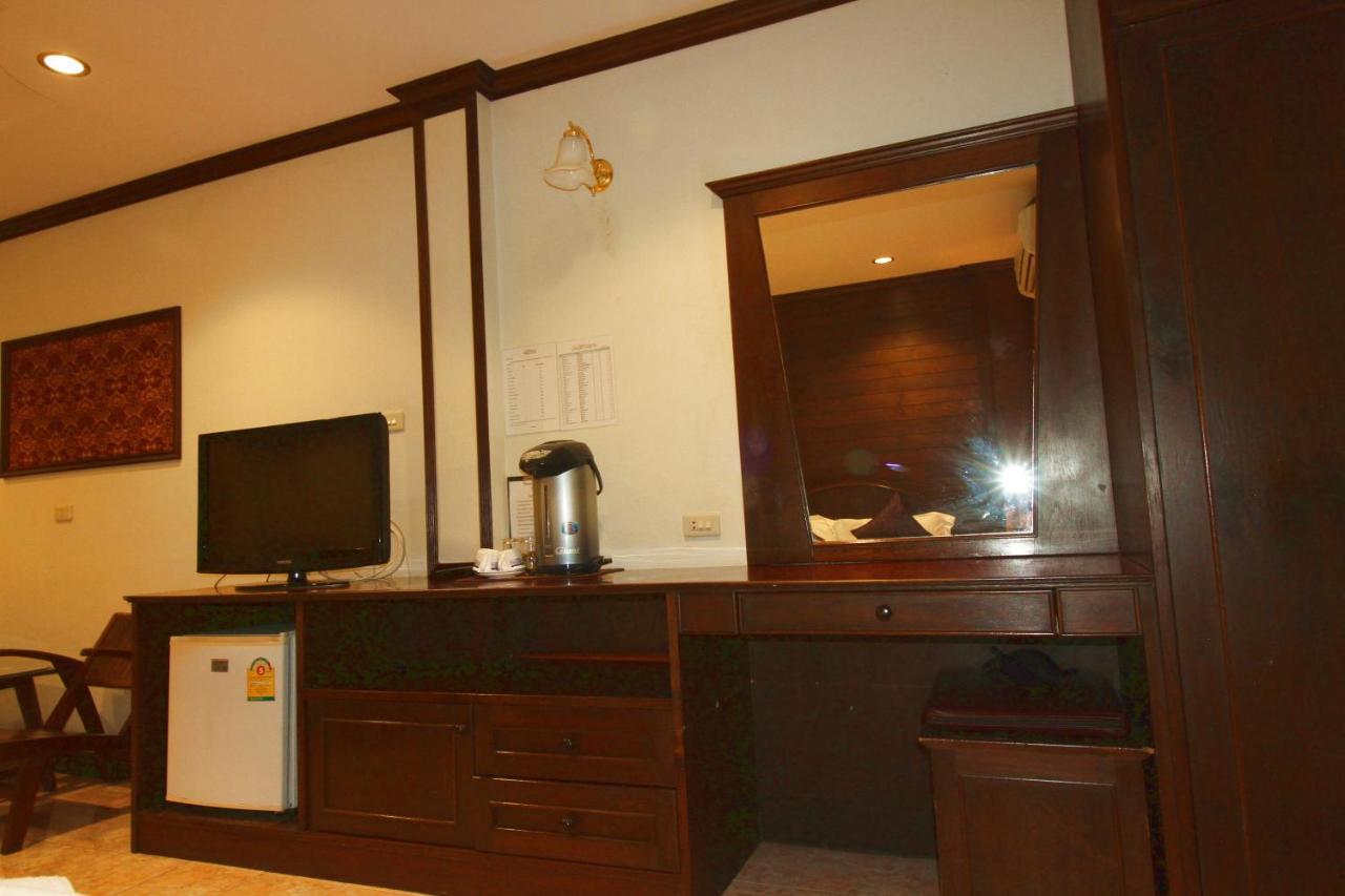 Baan Veerakit Hotel Patong المظهر الخارجي الصورة