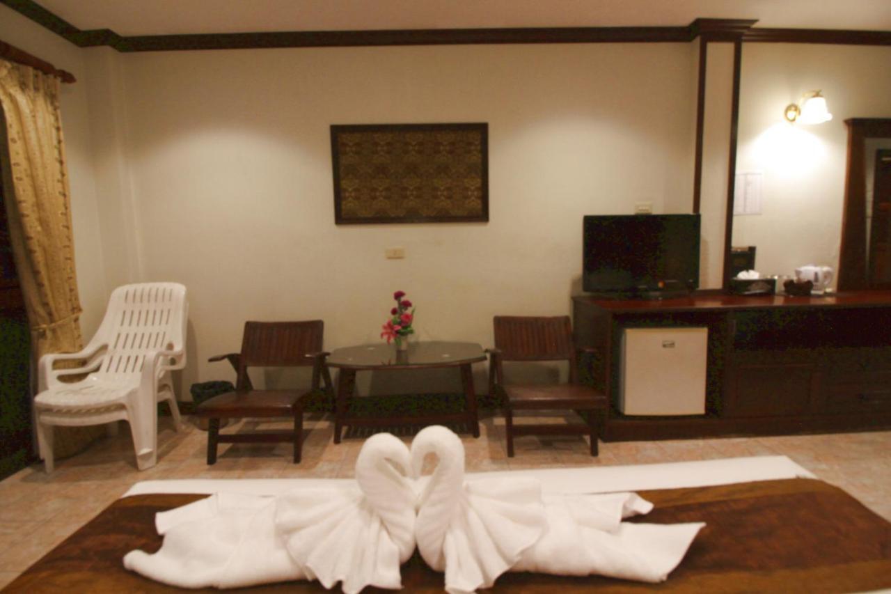 Baan Veerakit Hotel Patong المظهر الخارجي الصورة